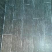 Carrelage sol salle de bain avec joints époxy