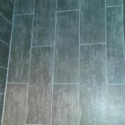 Carrelage sol salle de bain avec joints époxy