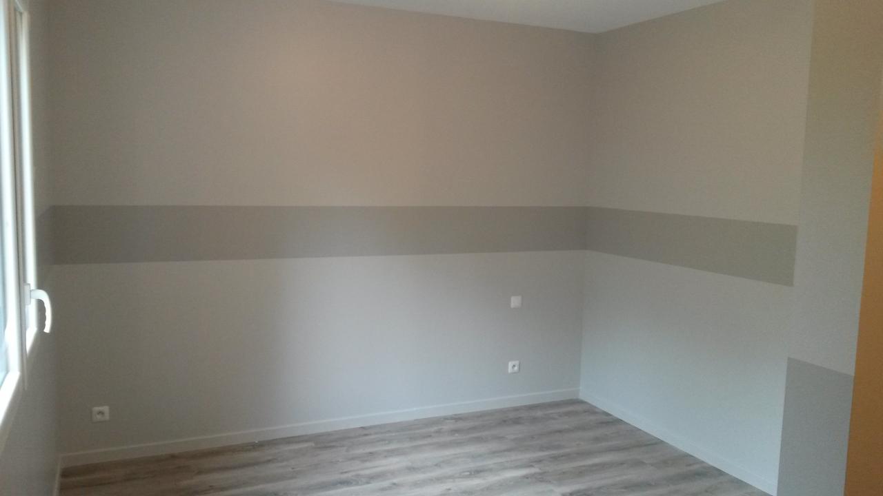 Peinture d'une chambre avec dressing