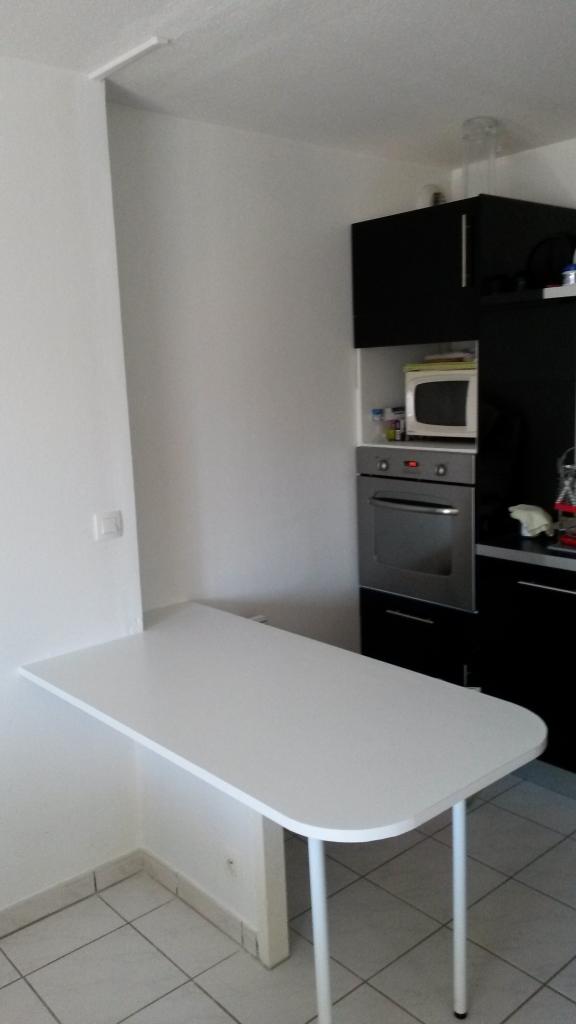 Dépose d'un mur et réalisation d'une table sur mesure